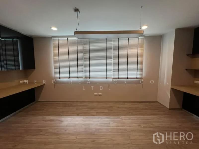 For Rent - For rent Home Office 380sqm in Nawamin, Bueng Kum, Bangkok bre23193, Bangkok