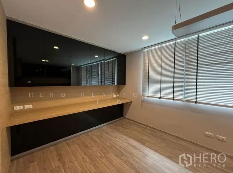 For Rent - For rent Home Office 380sqm in Nawamin, Bueng Kum, Bangkok bre23193, Bangkok
