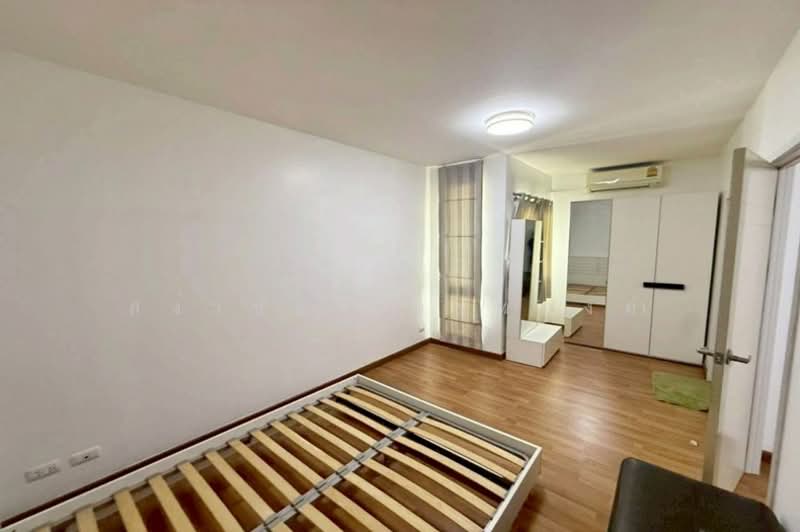 The Trust Townhome Kaset Nawamin-Nuanchan, Bangkok, Nuanchan Road, Nuan Chan, Bueng Kum, Bangkok, 4 Bedrooms, 170 sqm, Townhouse For Sale, by สง่าชัย ไทรทองคำ, 500156447 - DDproperty.com