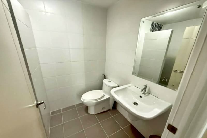 The Trust Townhome Kaset Nawamin-Nuanchan, Bangkok, Nuanchan Road, Nuan Chan, Bueng Kum, Bangkok, 4 Bedrooms, 170 sqm, Townhouse For Sale, by สง่าชัย ไทรทองคำ, 500156447 - DDproperty.com