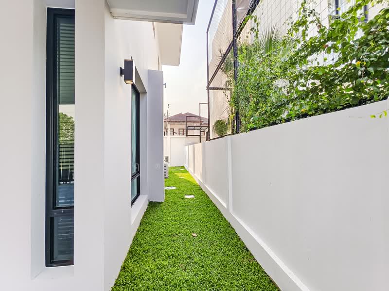 The Master Ekkamai-Ramintra, Bangkok, Soi Ramintra 39, Tha Rang, Bang Khen, Bangkok, 4 Bedrooms, 661 sqm, Single Detached House For Sale, by กรกฤตย์ บุญสระ, 500156448 - DDproperty.com