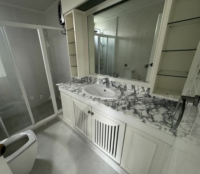 Charan Tower Residences by Aspira, Bangkok, 19 Soi Sukhumvit 43, Khlong Tan Nua, Watthana, Bangkok, 4 Bedrooms, 600 sqm, Apartment For Rent, by Sutavee Chonlabud, 500156450 - DDproperty.com