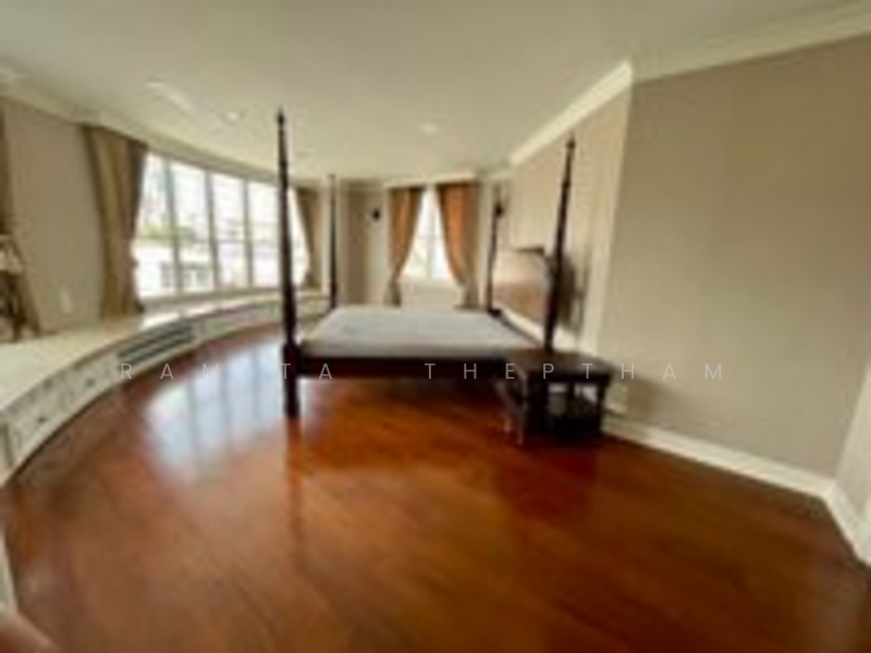 5-BR House, Bangkok, Chan Kasem, Chatuchak, Bangkok, 5 Bedrooms, 700 sqm, Single Detached House For Rent, by Ramita  Theptham, 500156454 - DDproperty.com