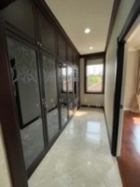 5-BR House, Bangkok, Chan Kasem, Chatuchak, Bangkok, 5 Bedrooms, 700 sqm, Single Detached House For Rent, by Ramita  Theptham, 500156454 - DDproperty.com