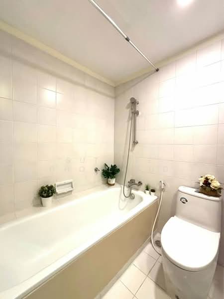 Icon III, Bangkok, 858 Sukhumvit Road, Khlong Tan Nua, Watthana, Bangkok, 1 Bedroom, 63 sqm, Condo For Rent, by Sutavee Chonlabud, 500156462 - DDproperty.com