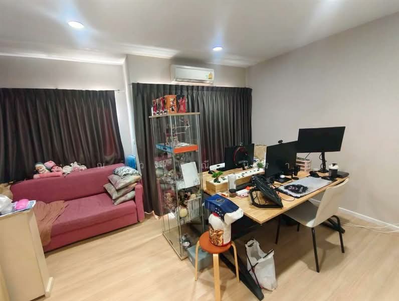 Baan Klang Muang Kalpapruek : บ้านกลางเมือง กัลปพฤกษ์, กรุงเทพ, ถนนศาลธนบุรี, บางหว้า, ภาษีเจริญ, กรุงเทพ, 100 ตร.ม., ทาวน์เฮ้าส์ ขาย, โดย คุณ วารุณี นิราช (รุ้ง), 500156470 - DDproperty.com