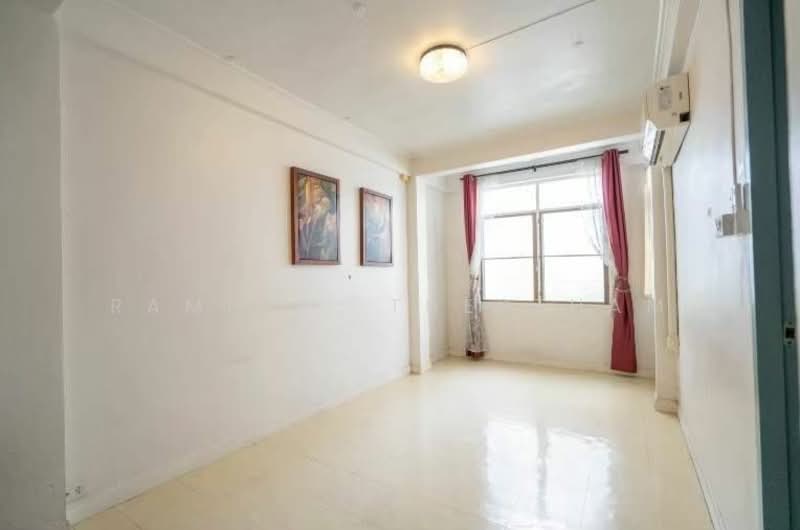 5-BR House, Bangkok, Khlong Toei, Khlong Toei, Bangkok, 5 Bedrooms, 250 sqm, Single Detached House For Rent, by Ramita  Theptham, 500156478 - DDproperty.com