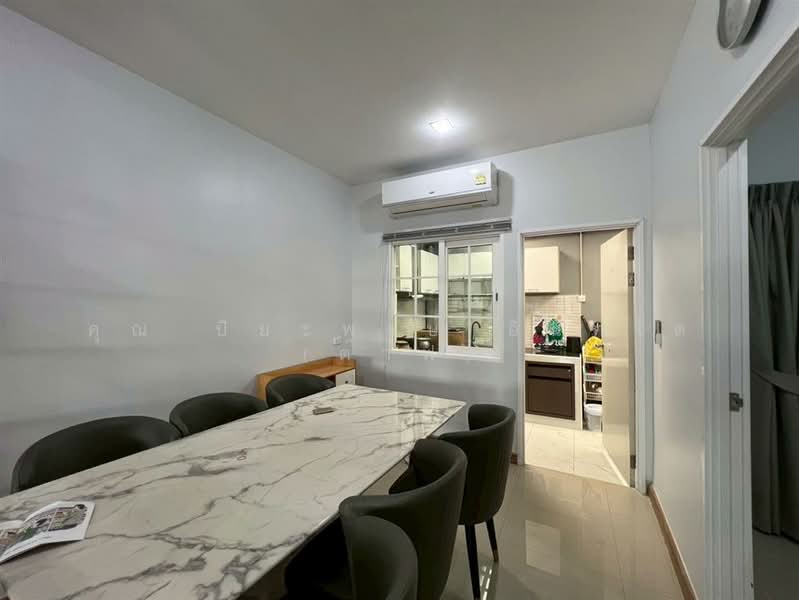 โกลเด้น ทาวน์ รามอินทรา-วงแหวน, Bangkok, Tha Rang, Bang Khen, Bangkok, 4 Bedrooms, 100 sqm, Townhouse For Sale, by คุณ ปิยะพงษ์ อินทโต (ต๊าฟ), 500156499 - DDproperty.com