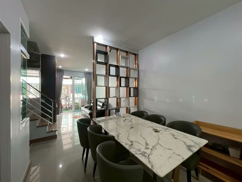 โกลเด้น ทาวน์ รามอินทรา-วงแหวน, Bangkok, Tha Rang, Bang Khen, Bangkok, 4 Bedrooms, 100 sqm, Townhouse For Sale, by คุณ ปิยะพงษ์ อินทโต (ต๊าฟ), 500156499 - DDproperty.com