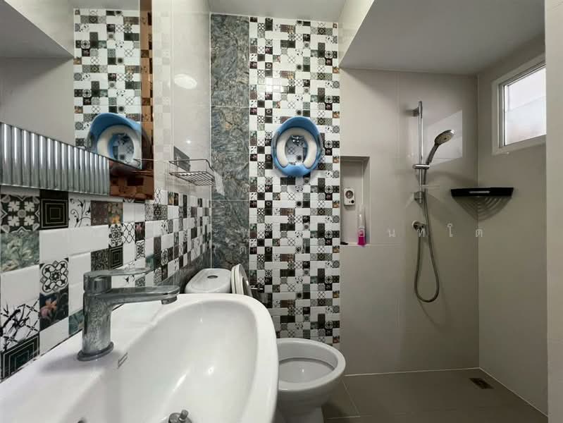 โกลเด้น ทาวน์ รามอินทรา-วงแหวน, กรุงเทพ, ท่าแร้ง, บางเขน, กรุงเทพ, 100 ตร.ม., ทาวน์เฮ้าส์ ขาย, โดย คุณ ปิยะพงษ์ อินทโต (ต๊าฟ), 500156499 - DDproperty.com