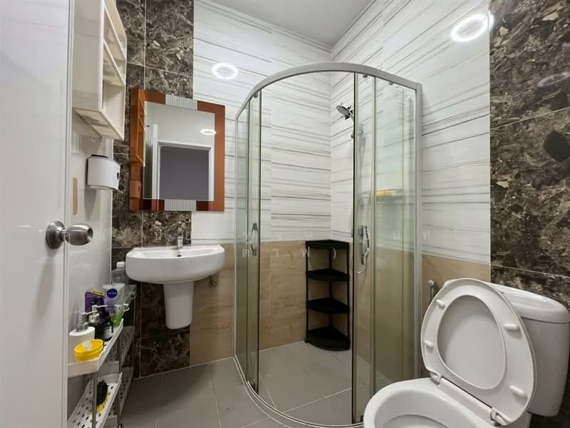 โกลเด้น ทาวน์ รามอินทรา-วงแหวน, กรุงเทพ, ท่าแร้ง, บางเขน, กรุงเทพ, 100 ตร.ม., ทาวน์เฮ้าส์ ขาย, โดย คุณ ปิยะพงษ์ อินทโต (ต๊าฟ), 500156499 - DDproperty.com