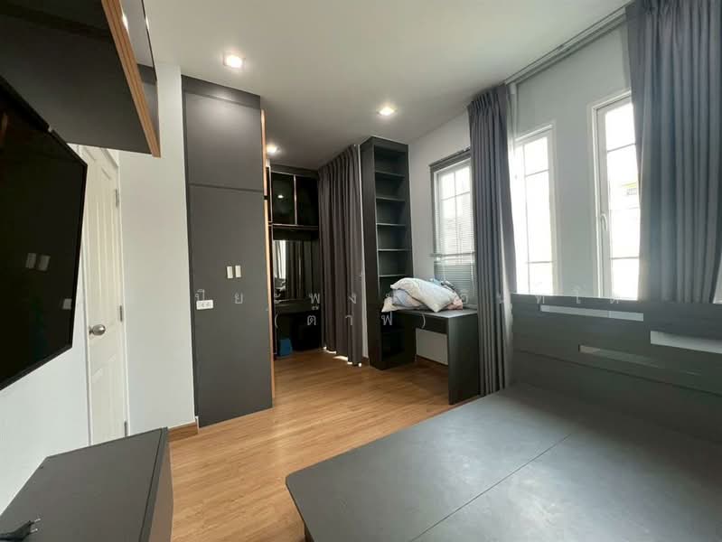 โกลเด้น ทาวน์ รามอินทรา-วงแหวน, Bangkok, Tha Rang, Bang Khen, Bangkok, 4 Bedrooms, 100 sqm, Townhouse For Sale, by คุณ ปิยะพงษ์ อินทโต (ต๊าฟ), 500156499 - DDproperty.com