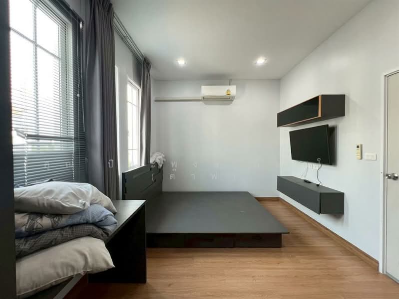 โกลเด้น ทาวน์ รามอินทรา-วงแหวน, Bangkok, Tha Rang, Bang Khen, Bangkok, 4 Bedrooms, 100 sqm, Townhouse For Sale, by คุณ ปิยะพงษ์ อินทโต (ต๊าฟ), 500156499 - DDproperty.com