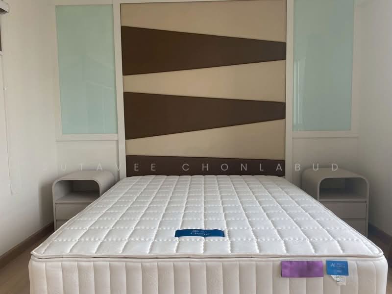 Life @ Sathorn 10, Bangkok, 48 Soi Sathorn 10, Sathorn Road, Silom, Bang Rak, Bangkok, 1 Bedroom, 50 sqm, Condo For Rent, by Sutavee Chonlabud, 500156502 - DDproperty.com