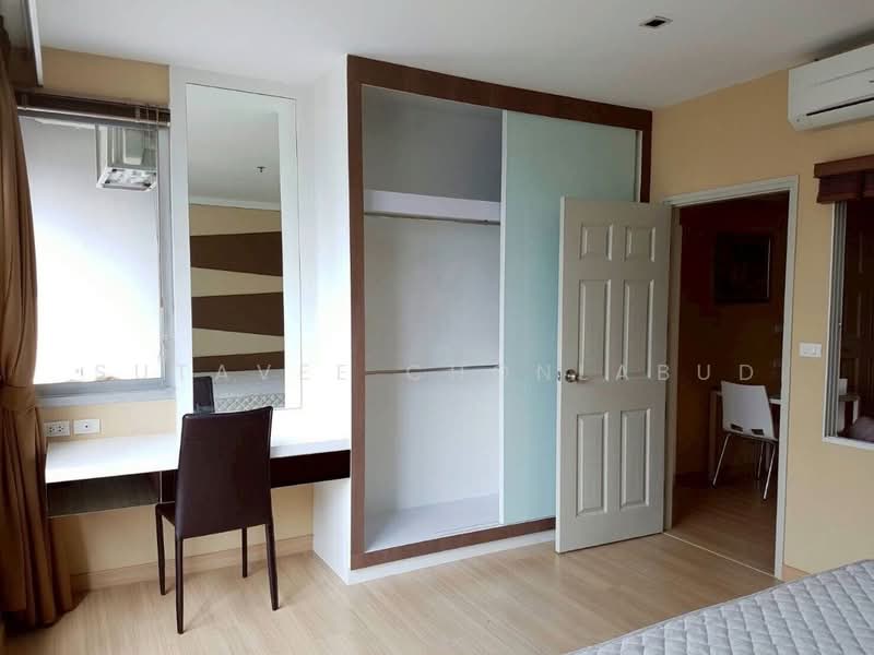 Life @ Sathorn 10, Bangkok, 48 Soi Sathorn 10, Sathorn Road, Silom, Bang Rak, Bangkok, 1 Bedroom, 50 sqm, Condo For Rent, by Sutavee Chonlabud, 500156502 - DDproperty.com