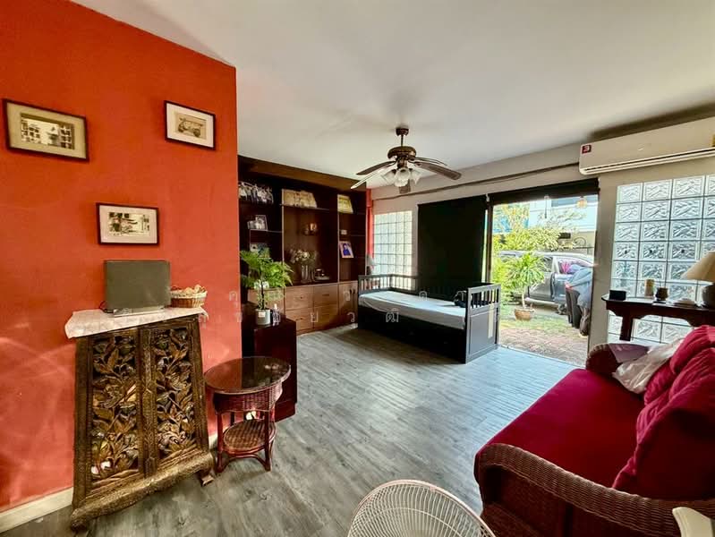 หมู่บ้านปริยานนท์ ( Priyanon Village ) ซอยสาธุประดิษฐ์57, Bangkok, Bang Pong Pang, Yan Nawa, Bangkok, 3 Bedrooms, 130 sqm, Townhouse For Sale, by คุณ วนิดา ศิริสุขชัยวุฒิ (ดา), 500156517 - DDproperty.com