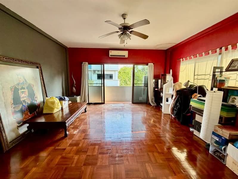 หมู่บ้านปริยานนท์ ( Priyanon Village ) ซอยสาธุประดิษฐ์57, Bangkok, Bang Pong Pang, Yan Nawa, Bangkok, 3 Bedrooms, 130 sqm, Townhouse For Sale, by คุณ วนิดา ศิริสุขชัยวุฒิ (ดา), 500156517 - DDproperty.com