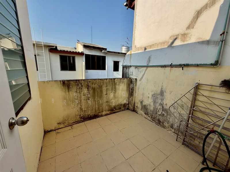 หมู่บ้านปริยานนท์ ( Priyanon Village ) ซอยสาธุประดิษฐ์57, Bangkok, Bang Pong Pang, Yan Nawa, Bangkok, 3 Bedrooms, 130 sqm, Townhouse For Sale, by คุณ วนิดา ศิริสุขชัยวุฒิ (ดา), 500156517 - DDproperty.com