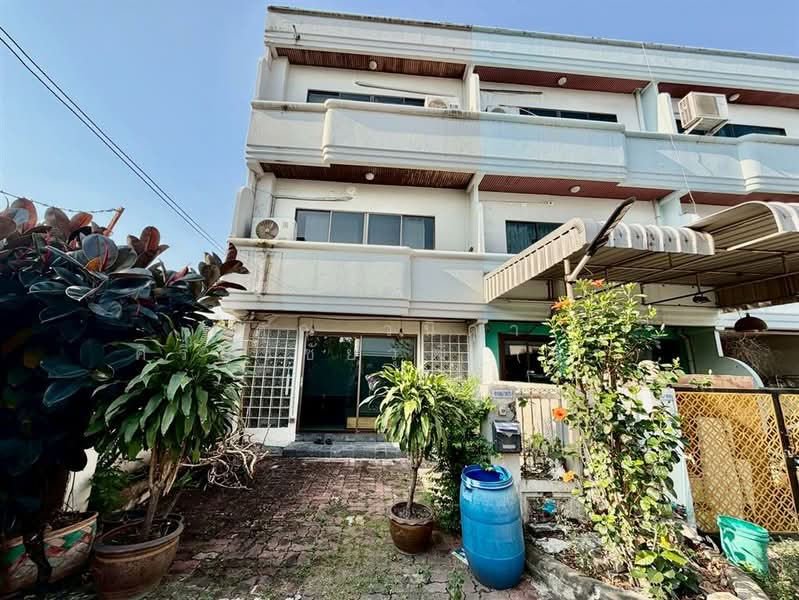 หมู่บ้านปริยานนท์ ( Priyanon Village ) ซอยสาธุประดิษฐ์57, Bangkok, Bang Pong Pang, Yan Nawa, Bangkok, 3 Bedrooms, 130 sqm, Townhouse For Sale, by คุณ วนิดา ศิริสุขชัยวุฒิ (ดา), 500156517 - DDproperty.com