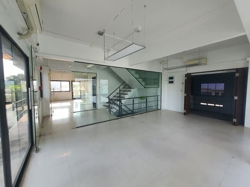 Warehouse for rent with office buildings Near BTS Punnawithi (SPSAM138), Bangkok, สุขุมวิท101, Bang Chak, Phra Khanong, Bangkok, , 1,000 sqm, Warehouse/Factory For Rent, by Agent Pla, 500156521 - DDproperty.com