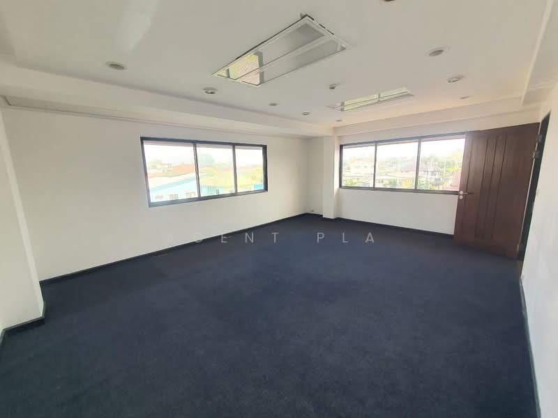 Warehouse for rent with office buildings Near BTS Punnawithi (SPSAM138), Bangkok, สุขุมวิท101, Bang Chak, Phra Khanong, Bangkok, , 1,000 sqm, Warehouse/Factory For Rent, by Agent Pla, 500156521 - DDproperty.com