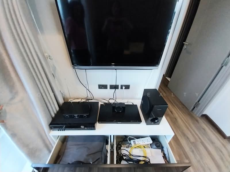 CEIL by Sansiri, Bangkok, 11 Soi Ekamai 12, Sukhumvit 63 Road, Khlong Tan Nua, Watthana, Bangkok, 1 Bedroom, 45 sqm, Condo For Sale, by HOMEPLUS REALTY - คุณนิล, 500156524 - DDproperty.com