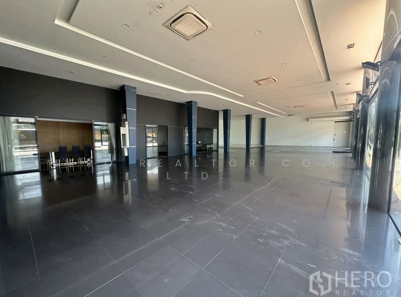 For Rent - For rent Showroom 1155sqm in Suan Luang Bangkok HRE00257, Bangkok