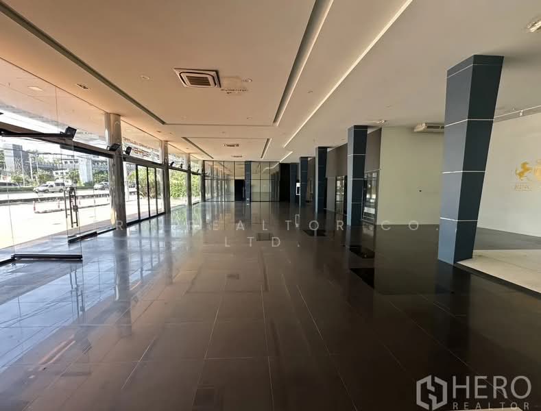 ให้เช่าโชว์รูม อาคารสำนักงาน สวนหลวง กรุงเทพ HRE00257, กรุงเทพ, สวนหลวง, สวนหลวง, กรุงเทพ, 1,155 ตร.ม., พื้นที่ขายของ ให้เช่า, โดย Hero Realtor Co., Ltd., 500156533 - DDproperty.com