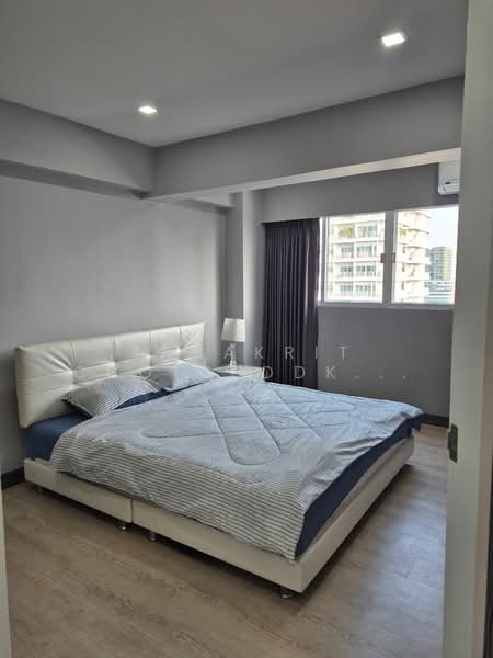 Thonglor Tower, Bangkok, Soi Thonglor, Sukhumvit 55 Road, Khlongtoei Nua, Watthana, Bangkok, 1 Bedroom, 50 sqm, Condo For Rent, by Tanakrit Chotbuddkayan, 500156534 - DDproperty.com