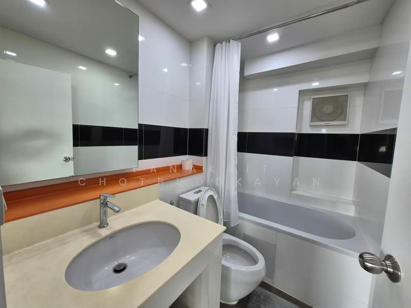 Thonglor Tower, Bangkok, Soi Thonglor, Sukhumvit 55 Road, Khlongtoei Nua, Watthana, Bangkok, 1 Bedroom, 50 sqm, Condo For Rent, by Tanakrit Chotbuddkayan, 500156534 - DDproperty.com