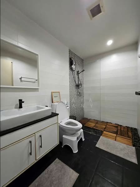 The IRIS Rama 9-Srinakarin, Bangkok, Srinakarin Road, Suan Luang, Suan Luang, Bangkok, 2 Bedrooms, 50 sqm, Condo For Rent, by Achaya Nithipanyawong, 500156546 - DDproperty.com