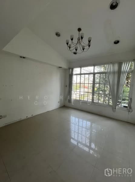 For sale Shophouse 250sqm in Phra Khanong Nuea, Watthana, Bangkok BTS Ekkamai bre17184, Bangkok, Phra Kanong Nua, Watthana, Bangkok, , 250 sqm, Shophouse For Sale, by Hero Realtor Co., Ltd., 500156554 - DDproperty.com