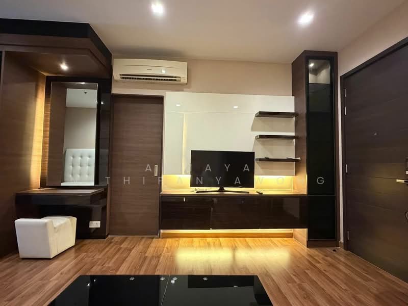 Ivy Ampio, Bangkok, 48 Ratchadaphisek Road, Huai Khwang, Huai Khwang, Bangkok, 1 Bedroom, 34 sqm, Condo For Rent, by Achaya Nithipanyawong, 500156566 - DDproperty.com