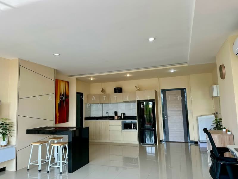 Nai Harn Beach Condominium : ในหาน บีช คอนโด, ภูเก็ต, ซอยสวนวัด, ราไวย์, เมืองภูเก็ต, ภูเก็ต, 113 ตร.ม., คอนโด ขาย, โดย Kao Natthathida Paksee, 500156585 - DDproperty.com