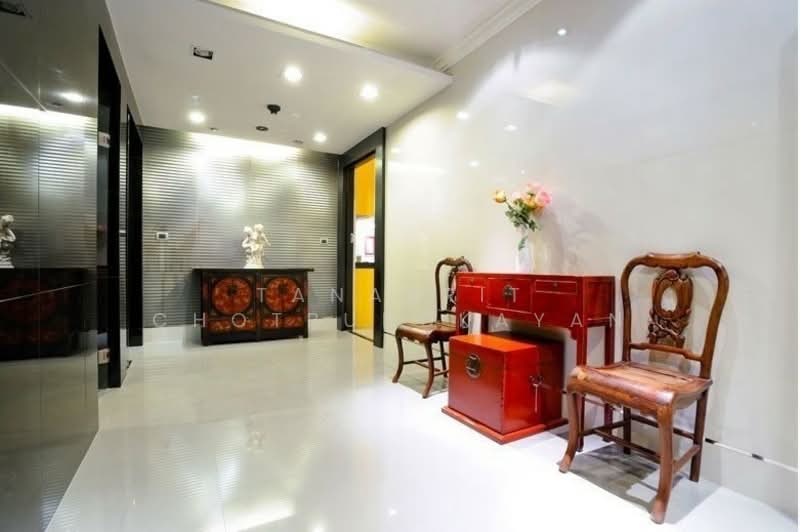 The Master Centrium Asoke-Sukhumvit : เดอะ มาสเตอร์ เซ็นเธรี่ยม อโศก-สุขุมวิท, กรุงเทพ, สุขุมวิท 21, คลองเตยเหนือ, วัฒนา, กรุงเทพ, 166 ตร.ม., คอนโด ให้เช่า, โดย Tanakrit Chotbuddkayan, 500156590 - DDproperty.com