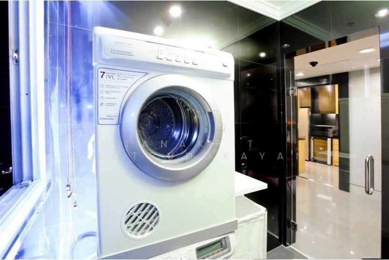 The Master Centrium Asoke-Sukhumvit, Bangkok, Sukhumvit 21, Khlongtoei Nua, Watthana, Bangkok, 2 Bedrooms, 166 sqm, Condo For Rent, by Tanakrit Chotbuddkayan, 500156590 - DDproperty.com