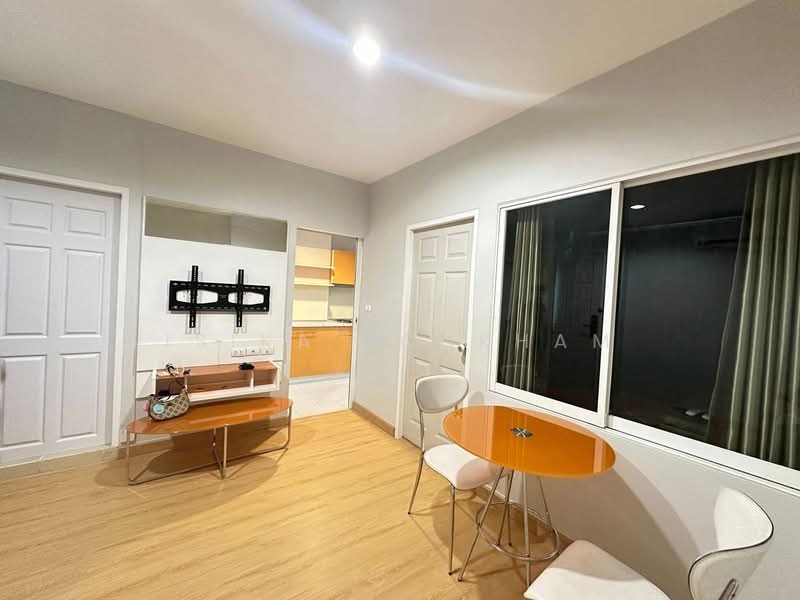 Life @ Ratchada-Huai Khwang, Bangkok, 189 Pracharatbamphen Road, Huai Khwang, Huai Khwang, Bangkok, 1 Bedroom, 41 sqm, Condo For Sale, by Isika Tonkham, 500156635 - DDproperty.com