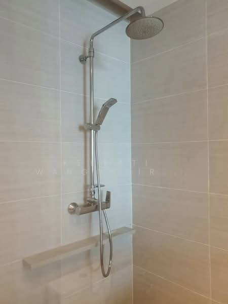 Siri At Sukhumvit, Bangkok, 902 Sukhumvit Road, Phra Kanong, Khlong Toei, Bangkok, 1 Bedroom, 53 sqm, Condo For Rent, by Keerati Wangrujirakul, 500156655 - DDproperty.com