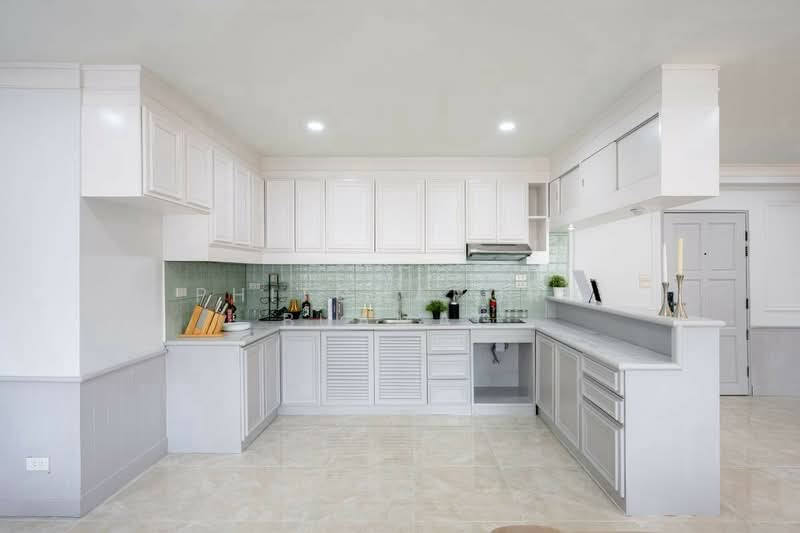 Saranjai Mansion, Bangkok, Soi Sukhumvit 6, Khlong Toei, Khlong Toei, Bangkok, 2 Bedrooms, 117 sqm, Condo For Sale, by Phitchaporn Buamag, 500156667 - DDproperty.com