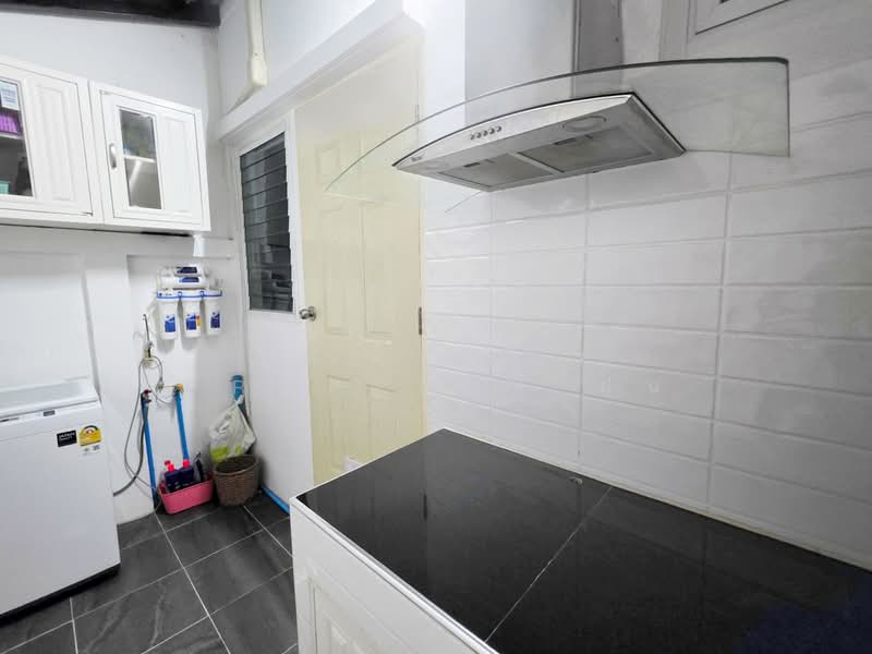 โนวา ลาดกระบัง-สุวินทวงศ์, Bangkok, Khok Faed, Nong Chok, Bangkok, 2 Bedrooms, 100 sqm, Townhouse For Sale, by The Best Property ฝน, 500156689 - DDproperty.com