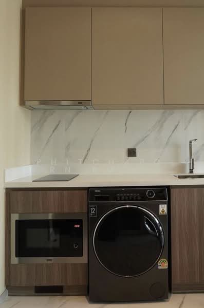 Rhythm Ekkamai Estate, Bangkok, Soi Sukhumvit 63, Khlongtoei Nua, Watthana, Bangkok, 1 Bedroom, 35 sqm, Condo For Rent, by Phitchaporn Buamag, 500156692 - DDproperty.com