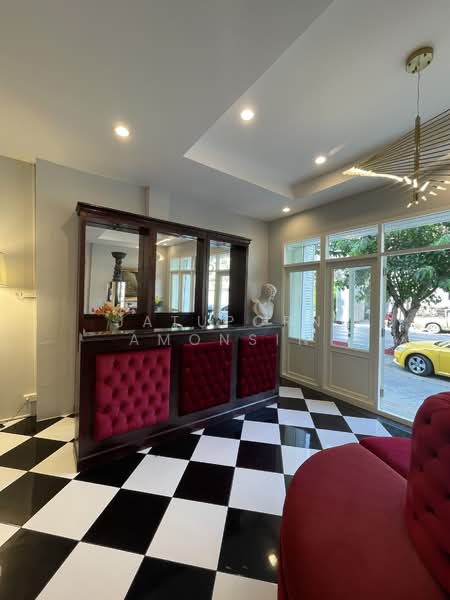 ให้เช่าอาคารพาณิชย์ 3 ชั้น กรุงเทพกรีฑา ซอย 7, Bangkok, Hua Mak, Bang Kapi, Bangkok, , 180 sqm, Shophouse For Rent, by Jatuporn Amonsin, 500156699 - DDproperty.com