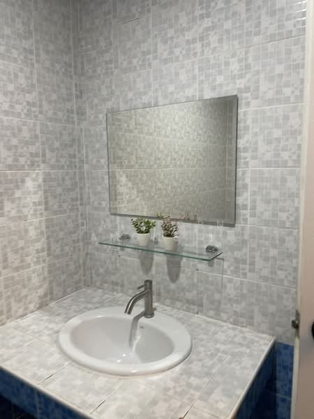 ให้เช่าอาคารพาณิชย์ 3 ชั้น กรุงเทพกรีฑา ซอย 7, กรุงเทพ, หัวหมาก, บางกะปิ, กรุงเทพ, 180 ตร.ม., ตึกแถว-อาคารพาณิชย์ ให้เช่า, โดย Jatuporn Amonsin, 500156699 - DDproperty.com