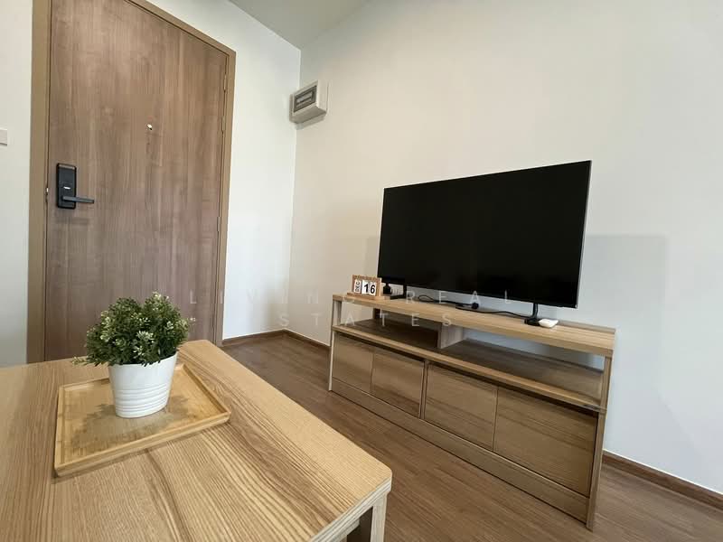 The Livin Phetkasem, Bangkok, 689 Petchkasem Road, Bang Wa, Phasi Charoen, Bangkok, 1 Bedroom, 28 sqm, Condo For Rent, by Living Real Estates, 500156705 - DDproperty.com