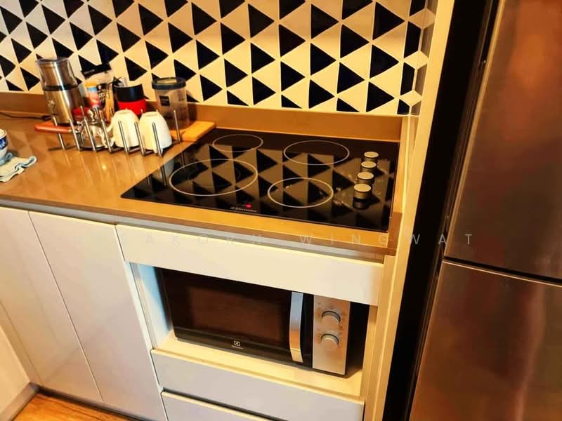 Maestro 01 Sathorn-Yenakat : มาเอสโตร 01 สาทร-เย็นอากาศ, กรุงเทพ, 14 ถนนเย็นอากาศ, ทุ่งมหาเมฆ, สาทร, กรุงเทพ, 71 ตร.ม., คอนโด ขาย, โดย Nisakorn Wingwat, 500156720 - DDproperty.com