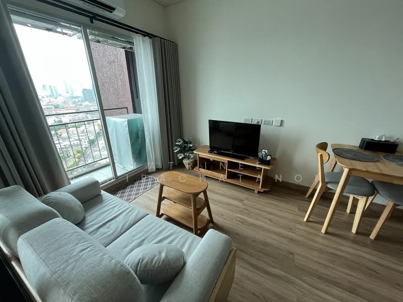 Lumpini Place Ratchada-Sathu, Bangkok, 501 3 Sathu Pradit 27 Alley, Chong Nonsi, Yan Nawa, Bangkok, 1 Bedroom, 28 sqm, Condo For Rent, by Natrinee Aphirachatanon, 500156721 - DDproperty.com