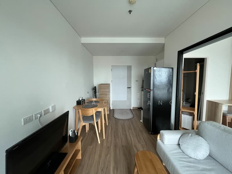 Lumpini Place Ratchada-Sathu, Bangkok, 501 3 Sathu Pradit 27 Alley, Chong Nonsi, Yan Nawa, Bangkok, 1 Bedroom, 28 sqm, Condo For Rent, by Natrinee Aphirachatanon, 500156721 - DDproperty.com