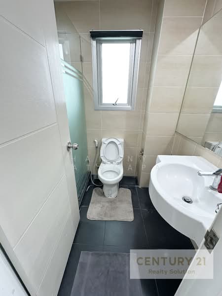 Centric Sathorn-St Louis, Bangkok, Sathorn Nua Road, Yan Nawa, Sathon, Bangkok, 2 Bedrooms, 60 sqm, Condo For Rent, by Chananya Watanapa, 500156769 - DDproperty.com