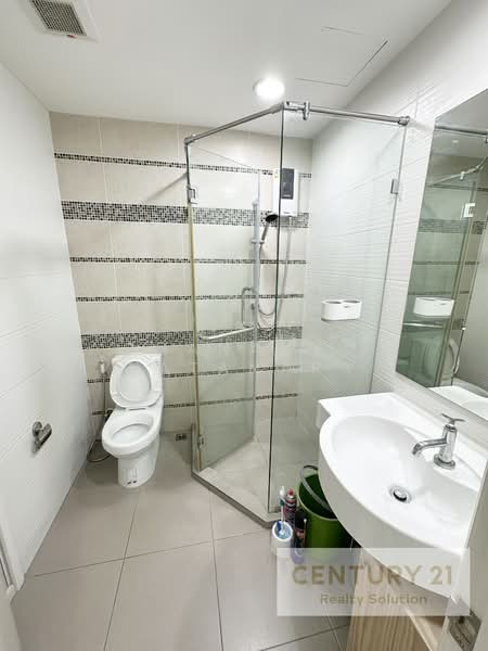 Centric Sathorn-St Louis, Bangkok, Sathorn Nua Road, Yan Nawa, Sathon, Bangkok, 2 Bedrooms, 60 sqm, Condo For Rent, by Chananya Watanapa, 500156769 - DDproperty.com