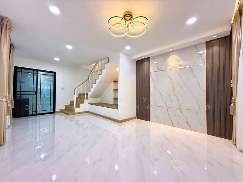 4-BR Townhouse, Bangkok, Chom Thong, Chom Thong, Bangkok, 4 Bedrooms, 155 sqm, Townhouse For Sale, by Trinnaya Dungsirisangthong, 500156773 - DDproperty.com